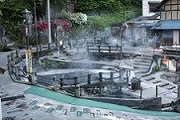 野沢温泉村の名所 麻釜